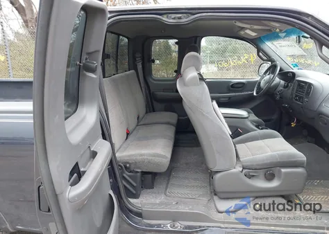 2001 Ford F-150 Lariat/Xl/Xlt из США, поврежденный, VIN 2FTRX18L01CB03646